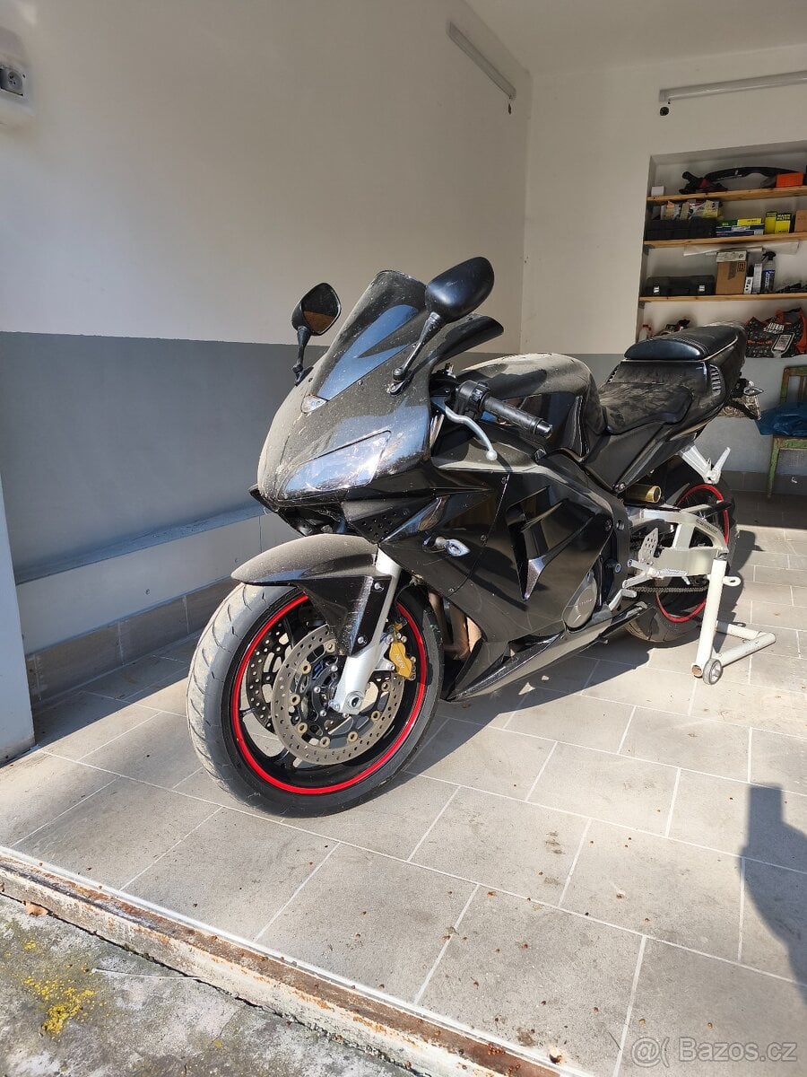 Honda CBR 600RR (PC37) – 33 600 km
