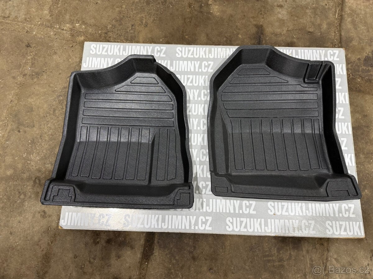 Suzuki Jimny , Samurai - gumové koberce, vaničky