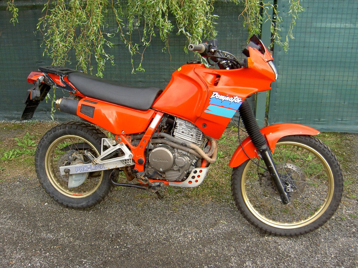 Honda NX650 Dominator