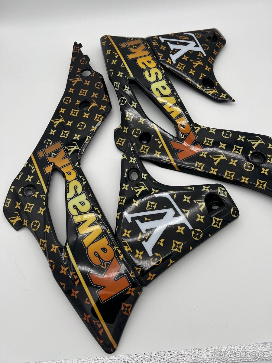 Kawasaki KXF 250 2013-2016 - nová sada plastů