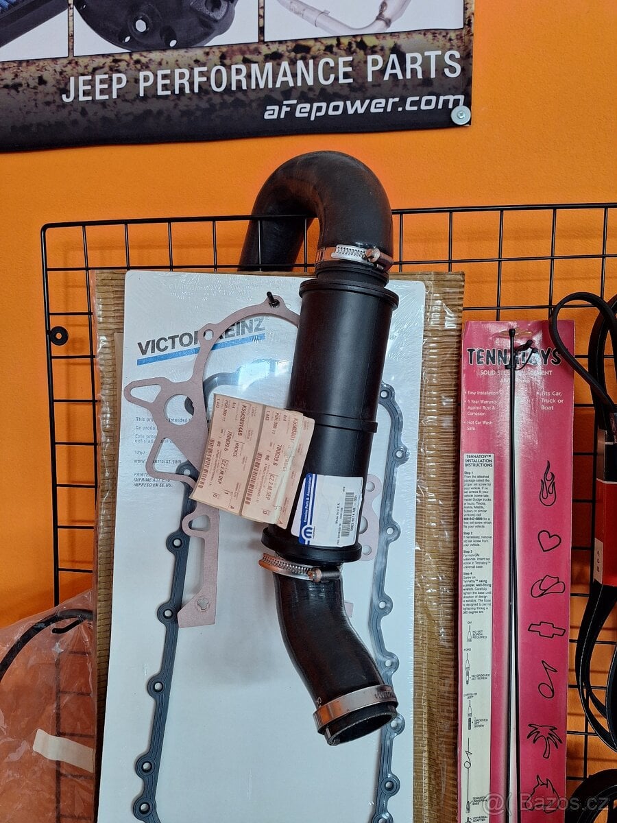 Hadice  Jeep Cherokee WK