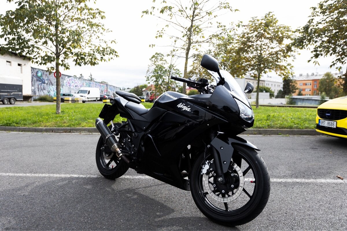 kawasaki ninja 250r