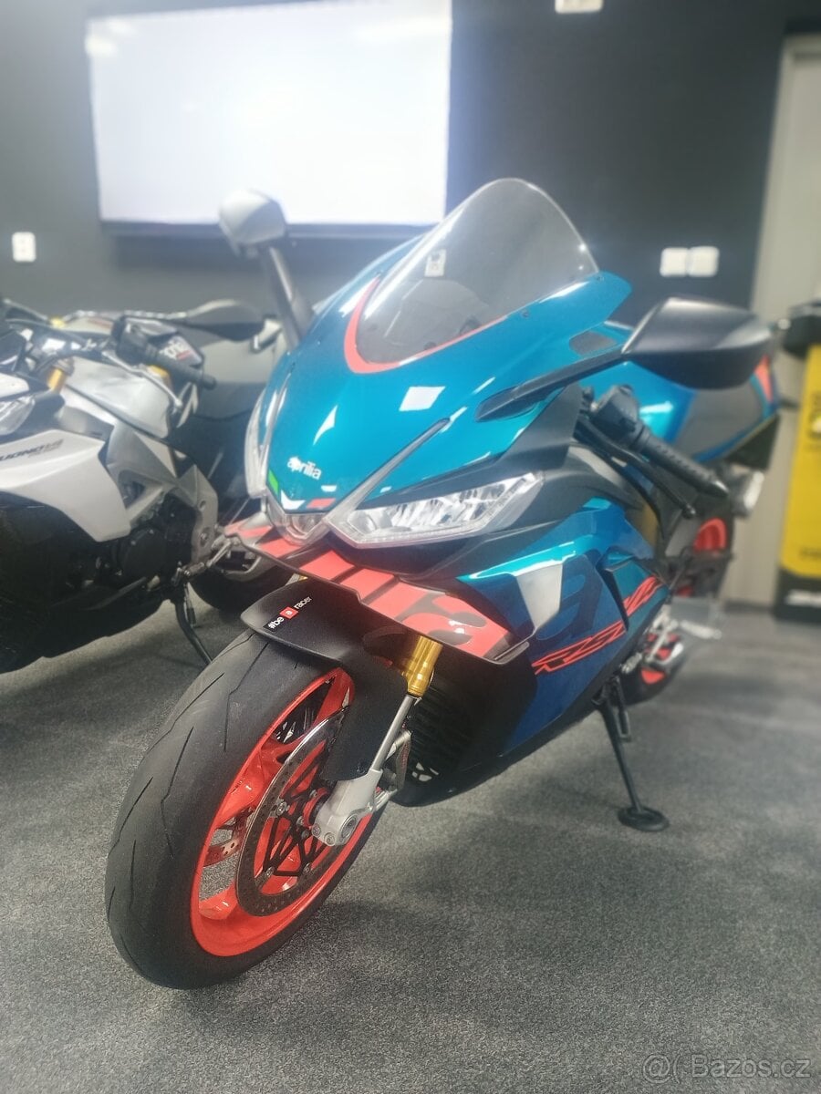 APRILIA RSV4 1100RR 2025 220ps NOVÝ MODEL