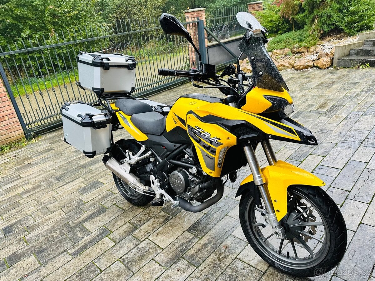 Benelli TRK 251
