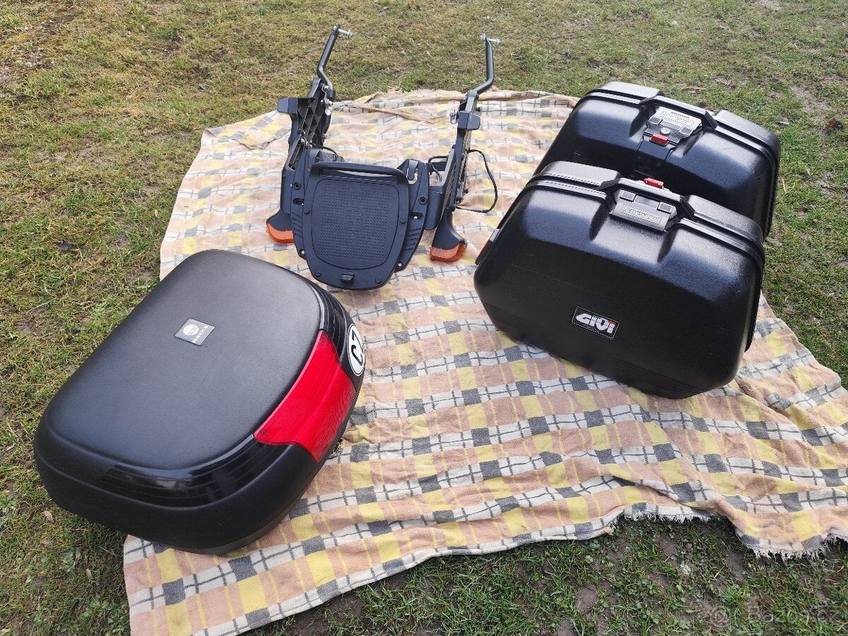 Originál kufry na cb 750 s nosičem