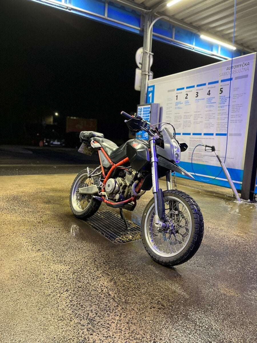 Motard blata 125 BXM 11kw A1