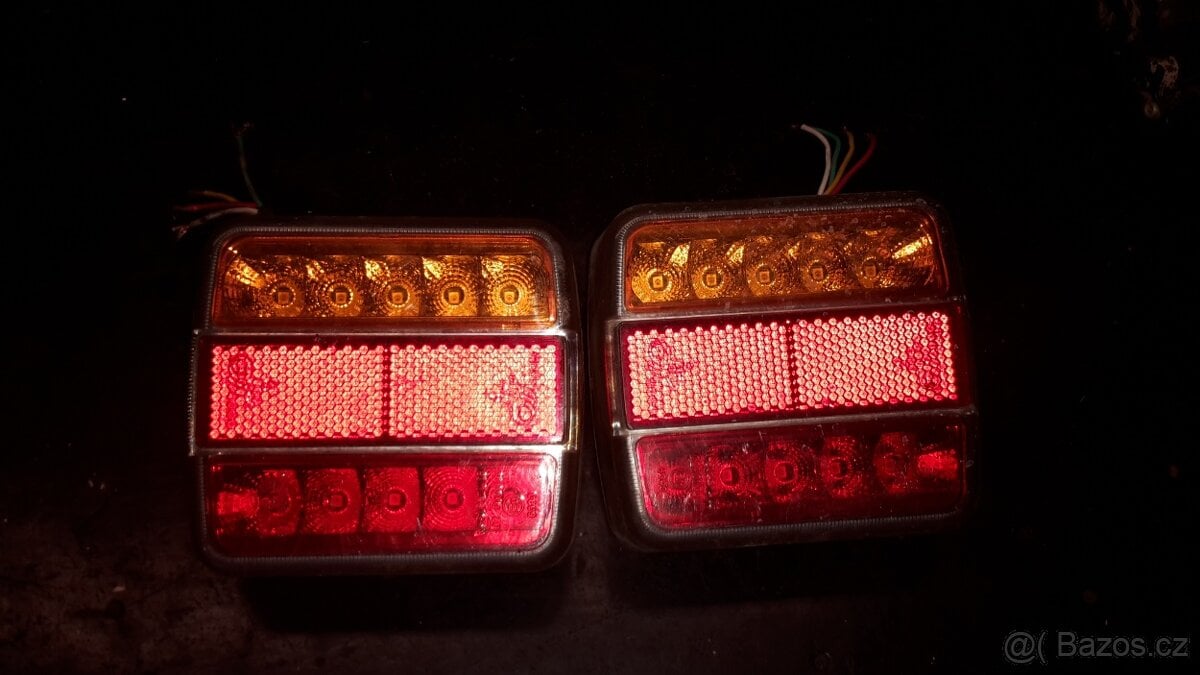 Zadní led světla
