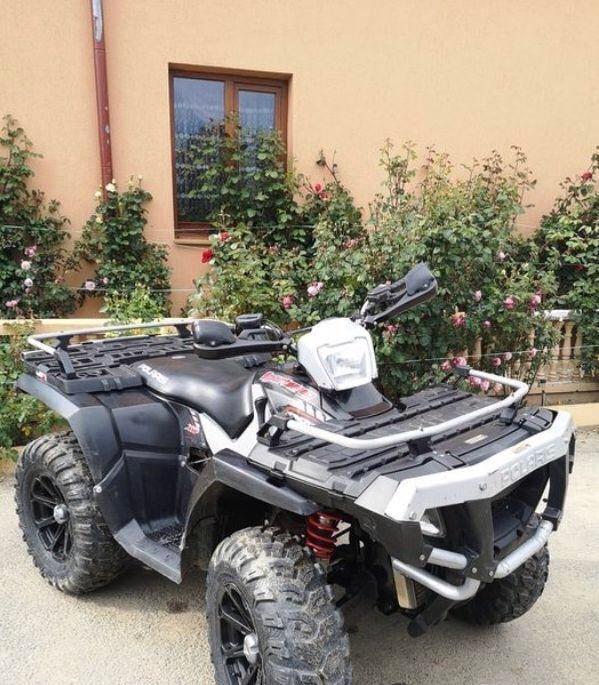 Čtyřkolka ATV Polaris Sportsman 800 EFI 4x4