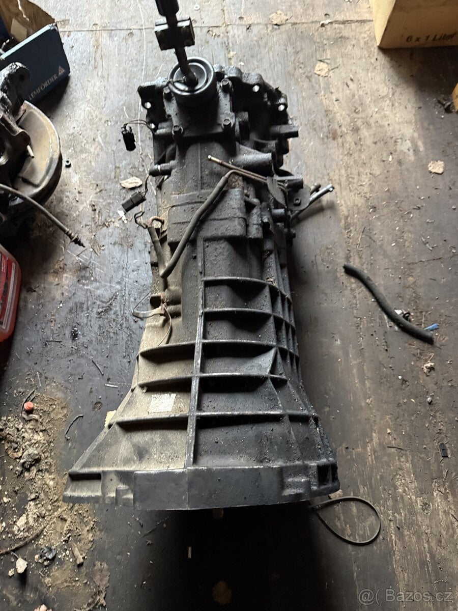 Převodovka Nissan Patrol Y61 2.8