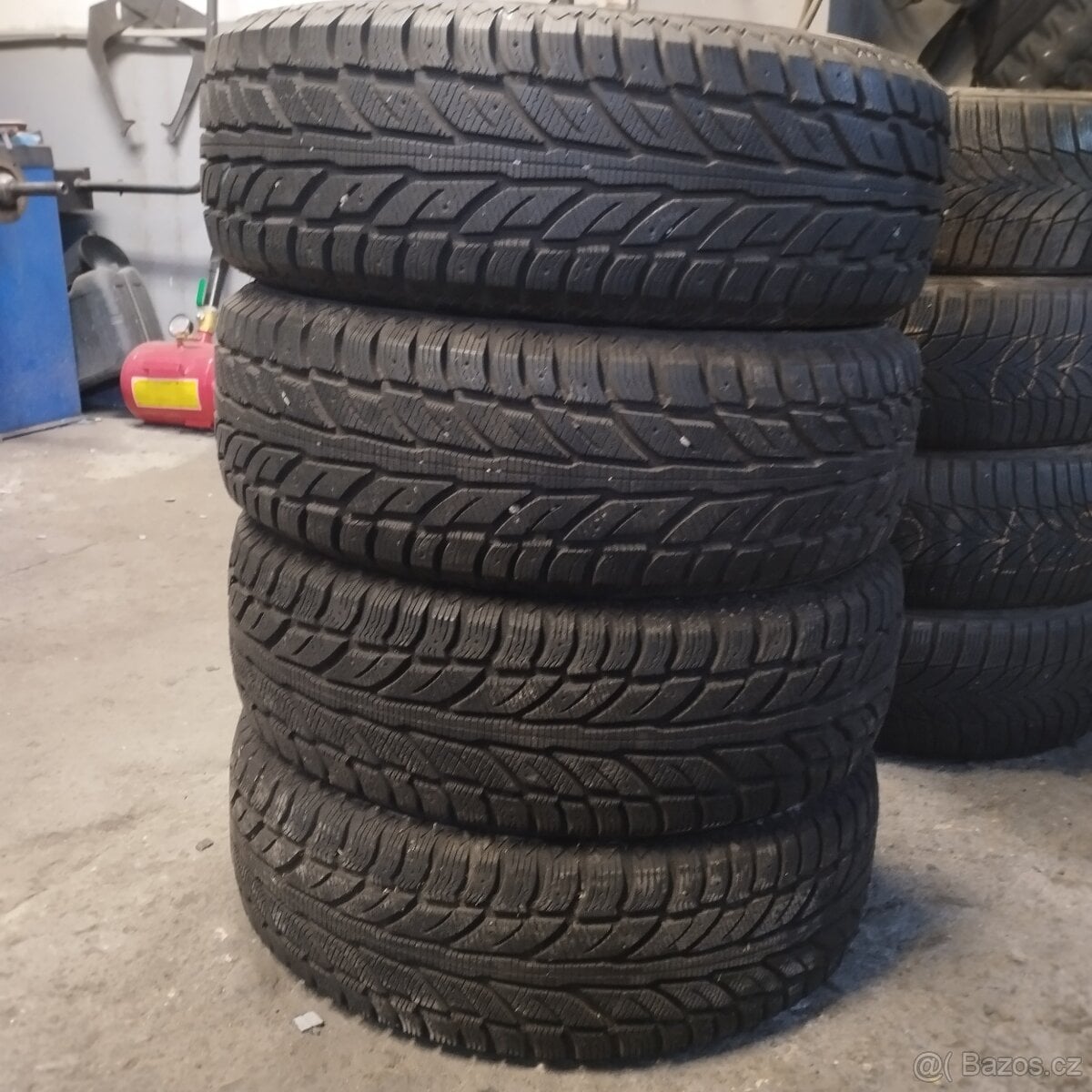 Zimní pneumatiky 215/65/16 Cooper