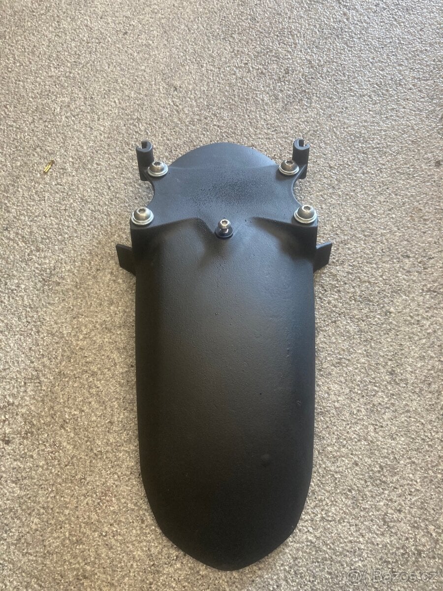 Blatník yamaha xt 660