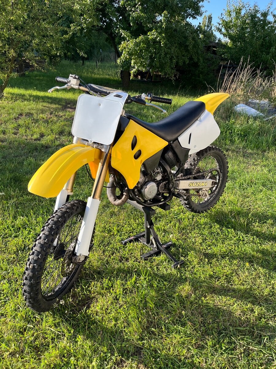 Suzuki RM 125