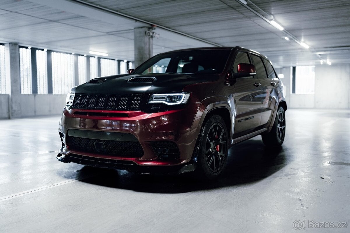 JEEP GRAND CHEROKEE SRT 6.4 V8