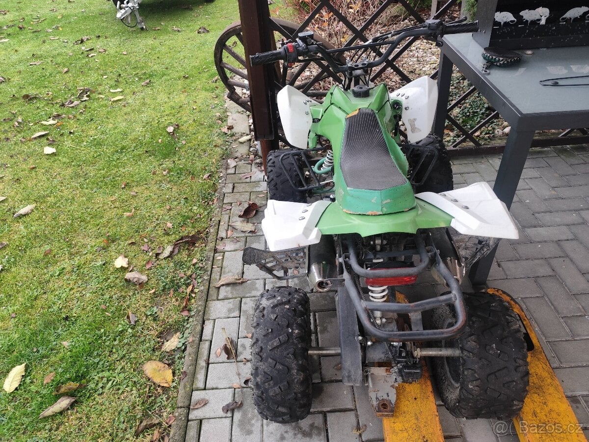 Dětská čtyřkolka