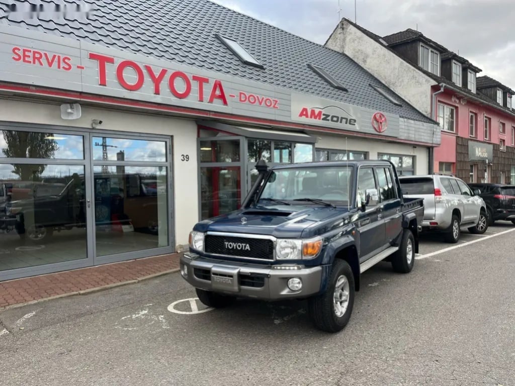 Toyota Land Cruiser, HZJ79 4,5 D-4D V8