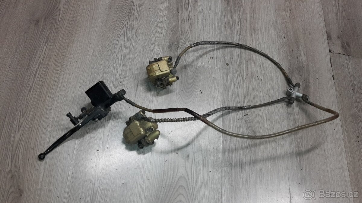 Přední kapalinová brzda