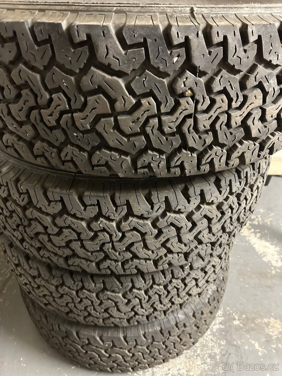 4x Offroad pneu 235 65 R17