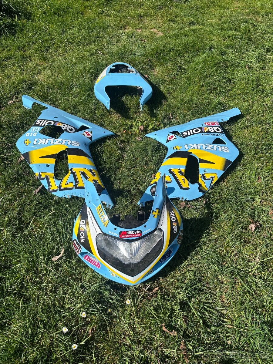 Kapoty a svetla na Suzuki Gsxr 600 750 00-03