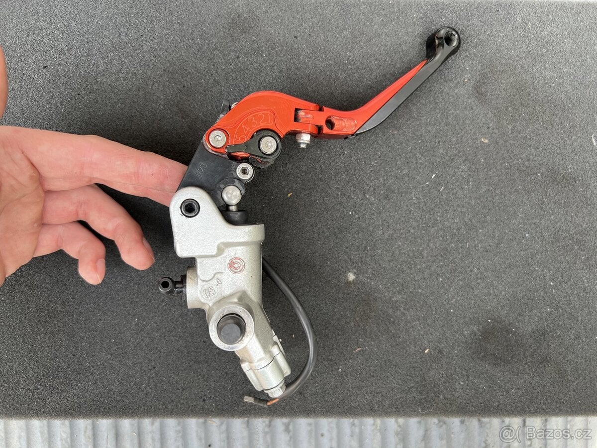Brzdová pumpa BREMBO, Suzuki Gsxr 750 k6
