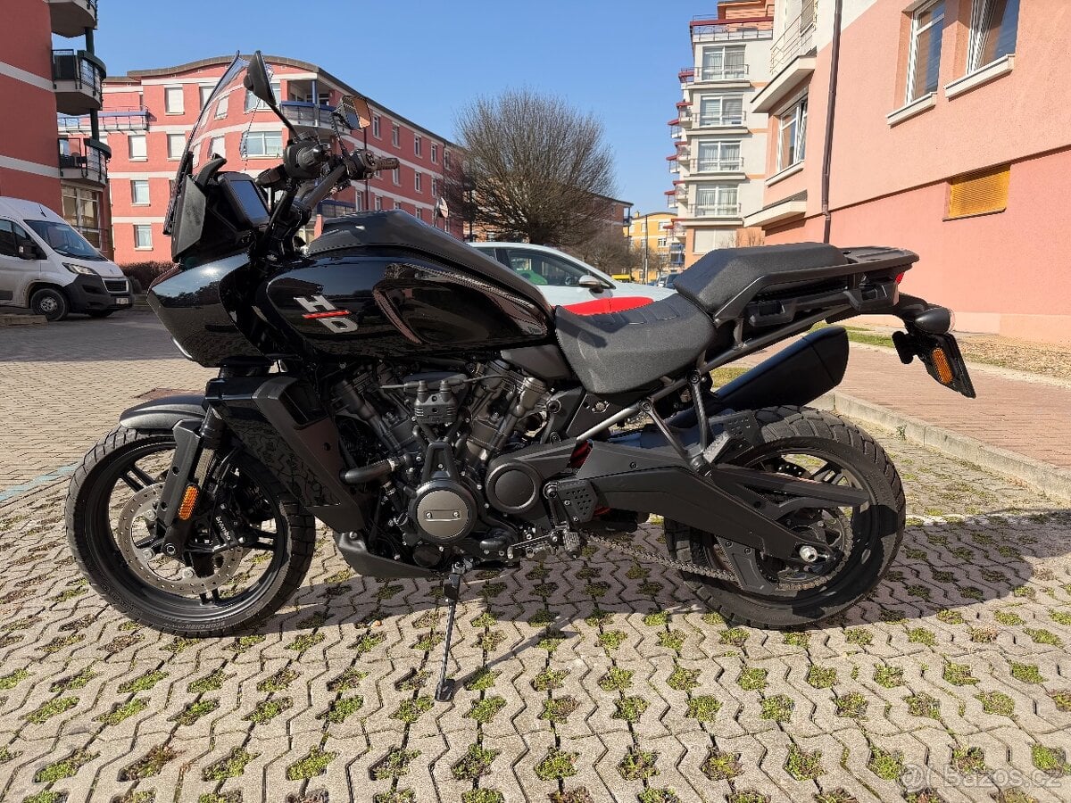 HD Pan America 1250 I.majitel ČR jako nova