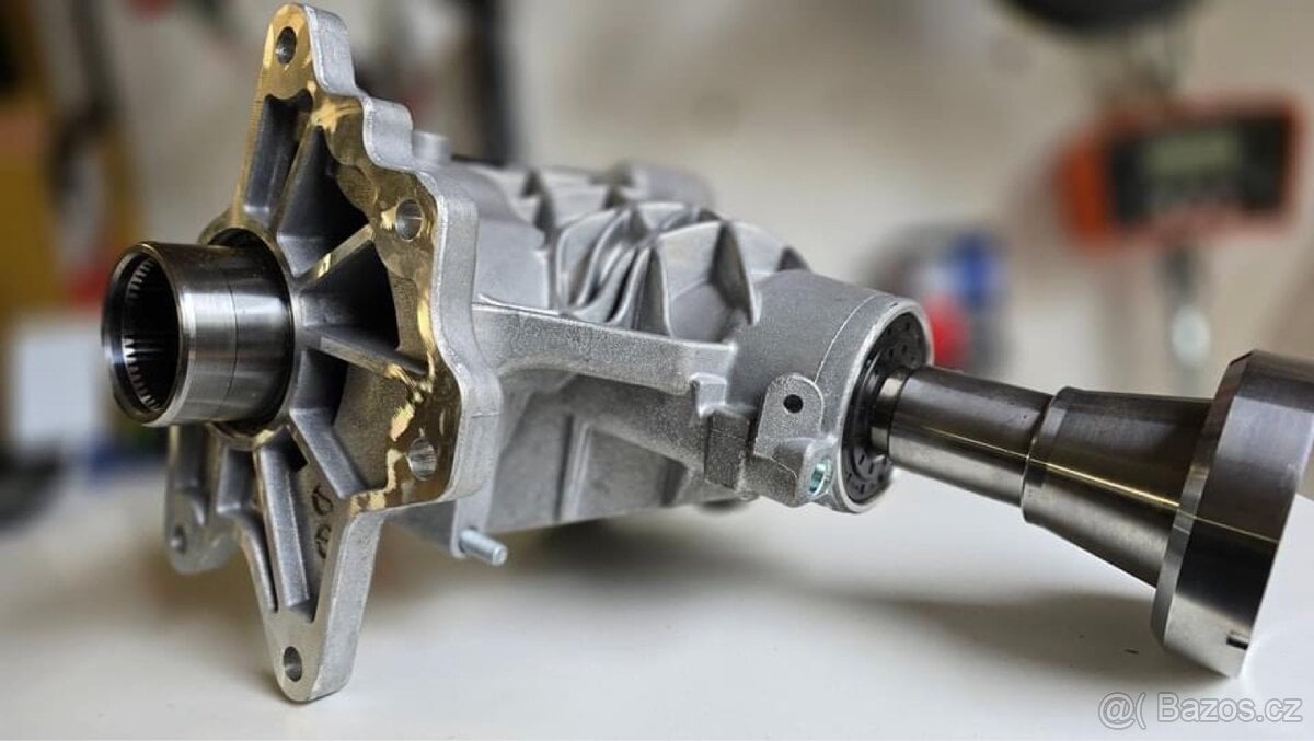 Uhlová převodovka - Ford , Volvo , land rover , range rover