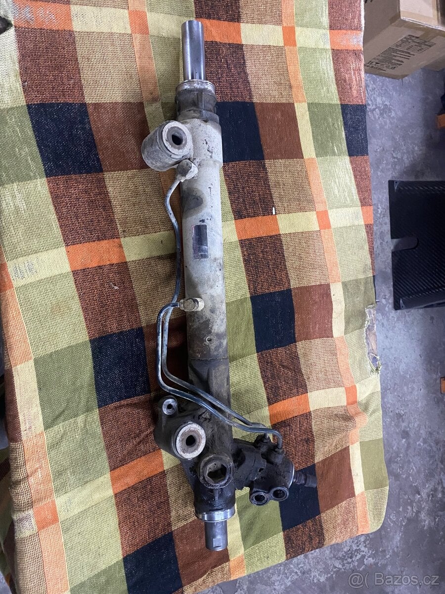 Řízení Toyota Land cruiser