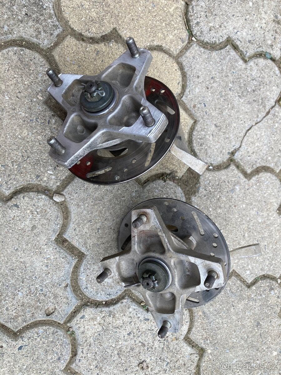 Přední náboje access tomahawk