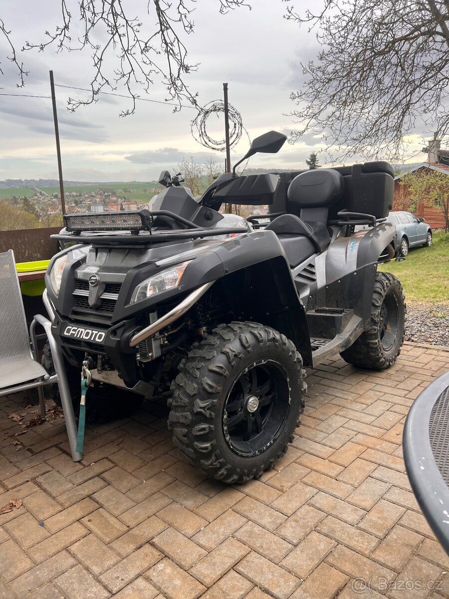 Gladiátor 850 cfmoto