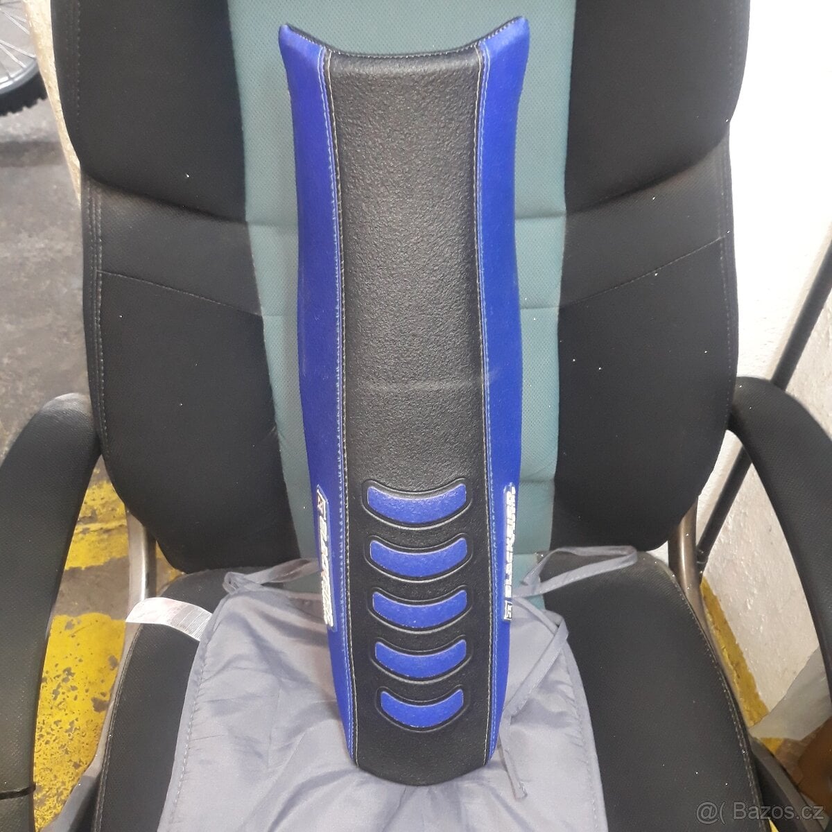 Prodám sedlo + nový potah Yamaha YZ450F