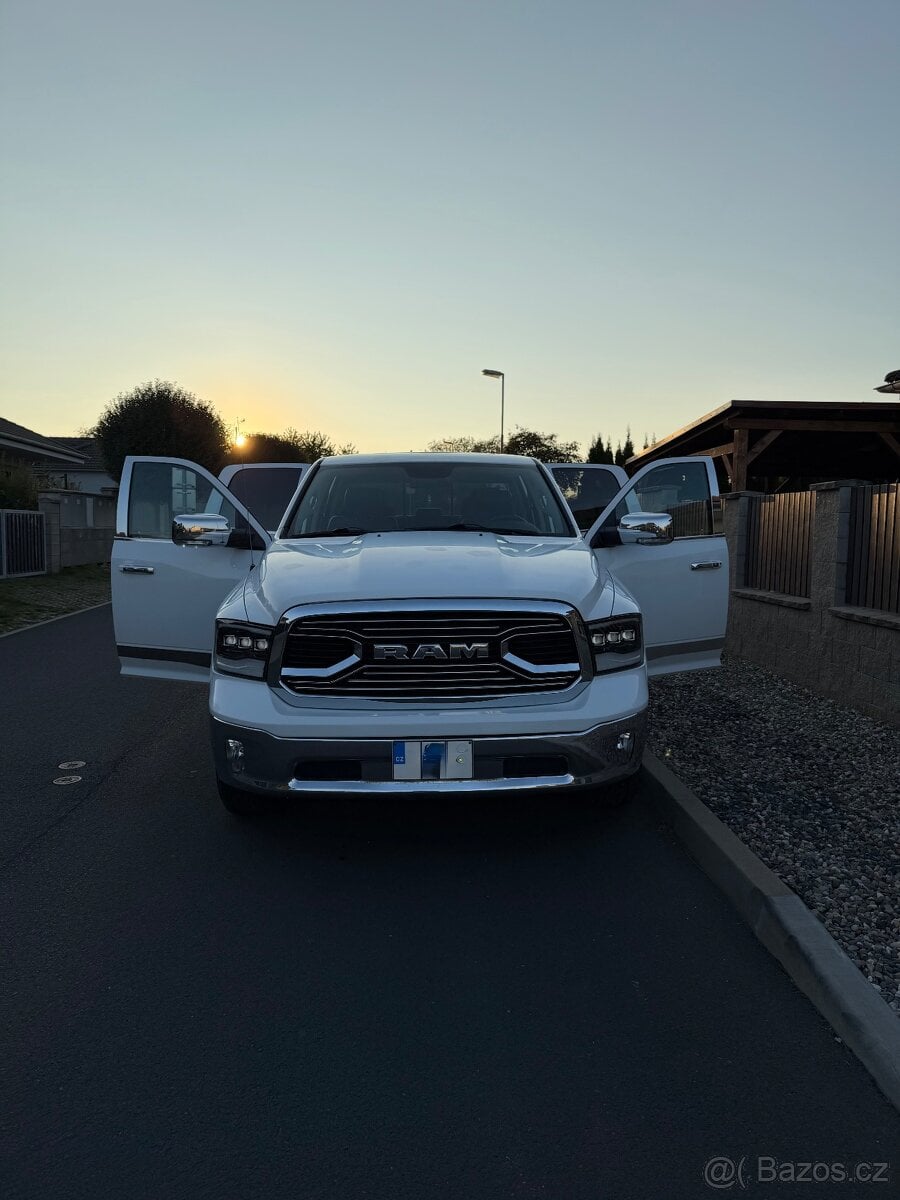 Dodge RAM 1500 crew cab, LONG, 5.7 HEMI, 4x4, lpg