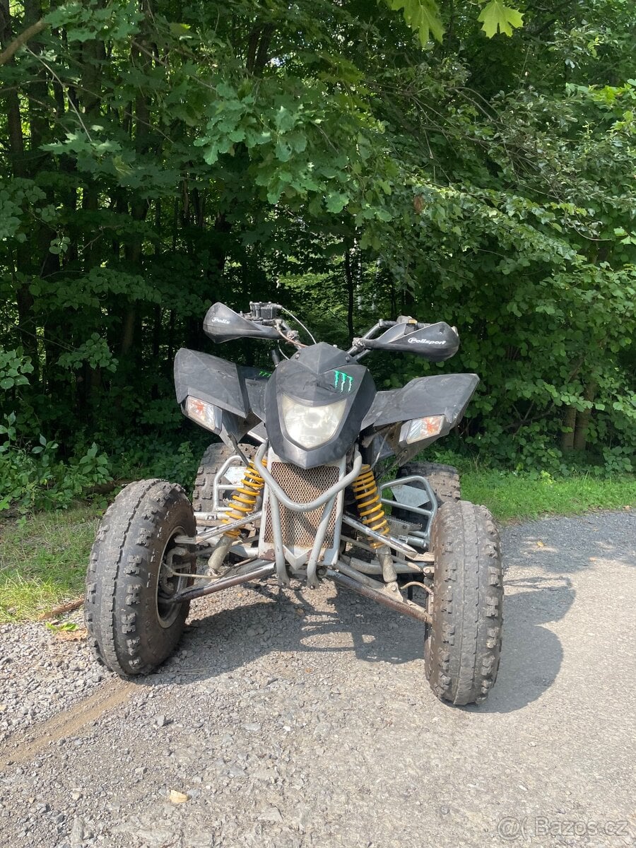 Čtyřkolka Smc ram 300