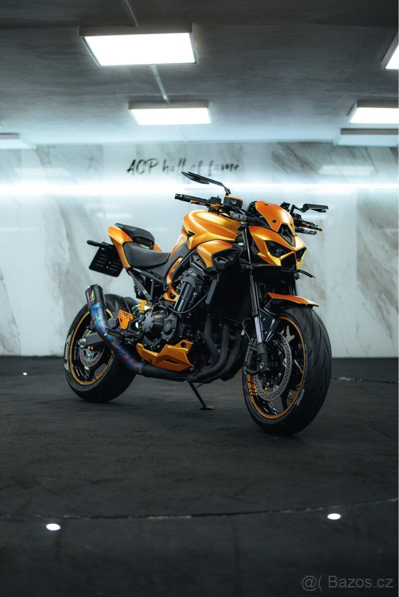 Kawasaki Z900 (2025) Stage 2 Gold chameleon