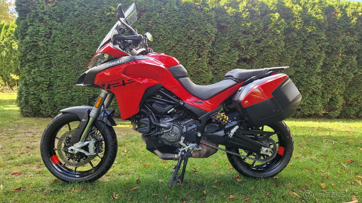 Ducati Multistrada V2s (7/2022) za 277.000,- Kč