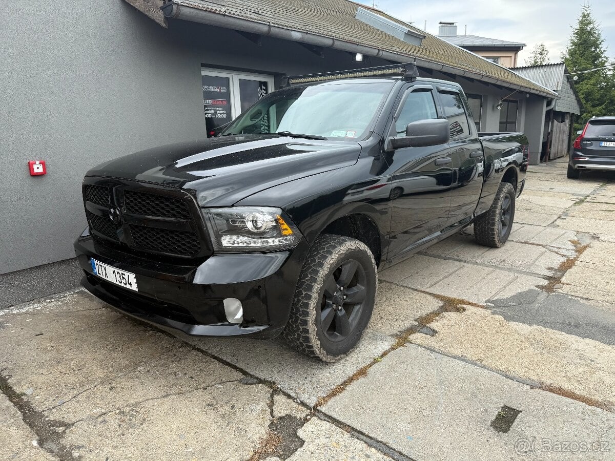 Dodge Ram 1500 5.7 Hemi