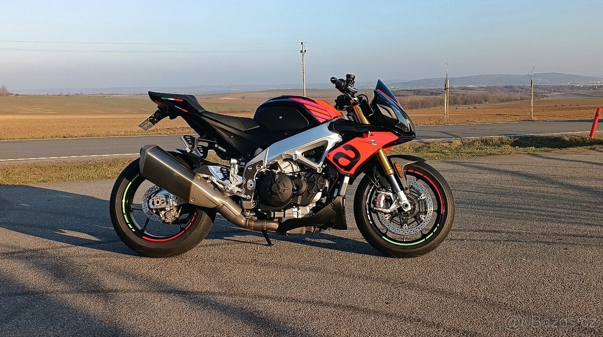 Aprilia Tuono V4 1100 RR 2019