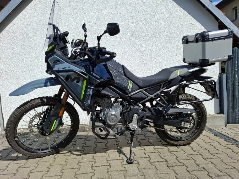 CF Moto 450 MT