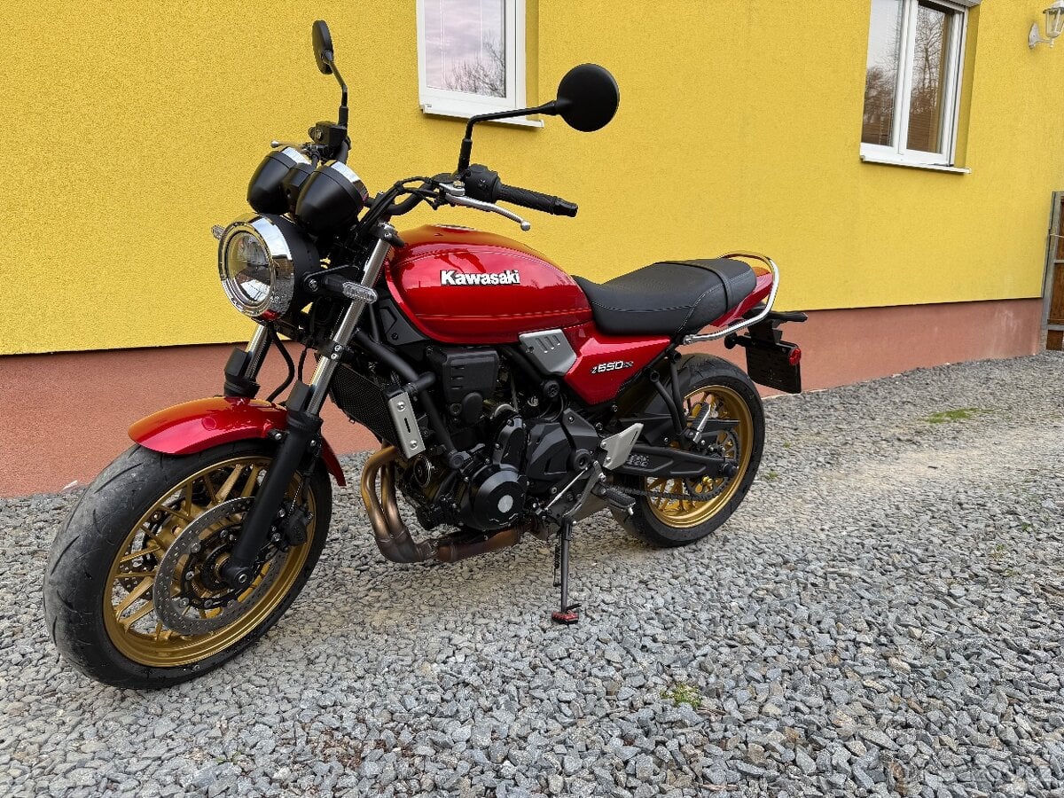 Kawasaki Z650RS, CZ, záruka,  jako nová