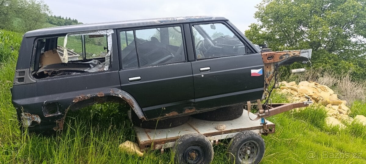 Prodám Nissan patrol y60