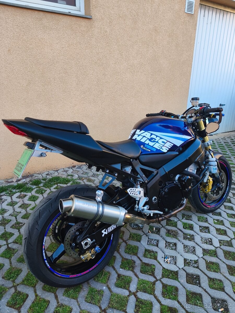 Suzuki gsxr 600 K5 Street.