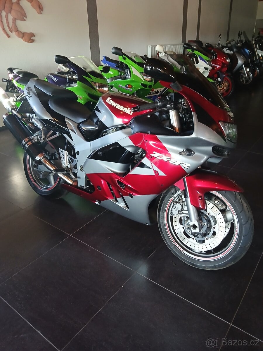 Kawasaki ninja zx-9r