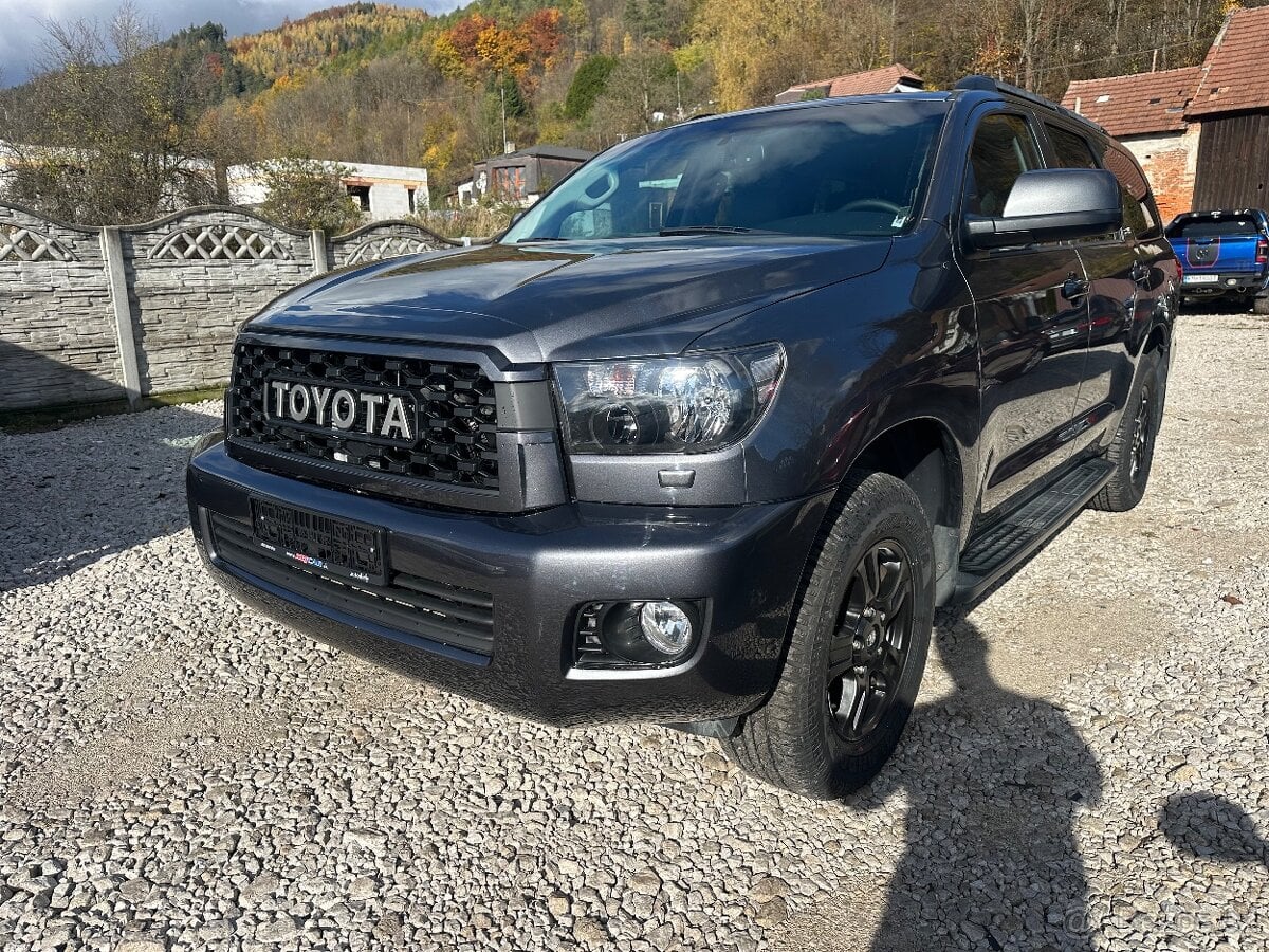 2014 Toyota Sequoia 5,7 V8 4x4 8-miestna