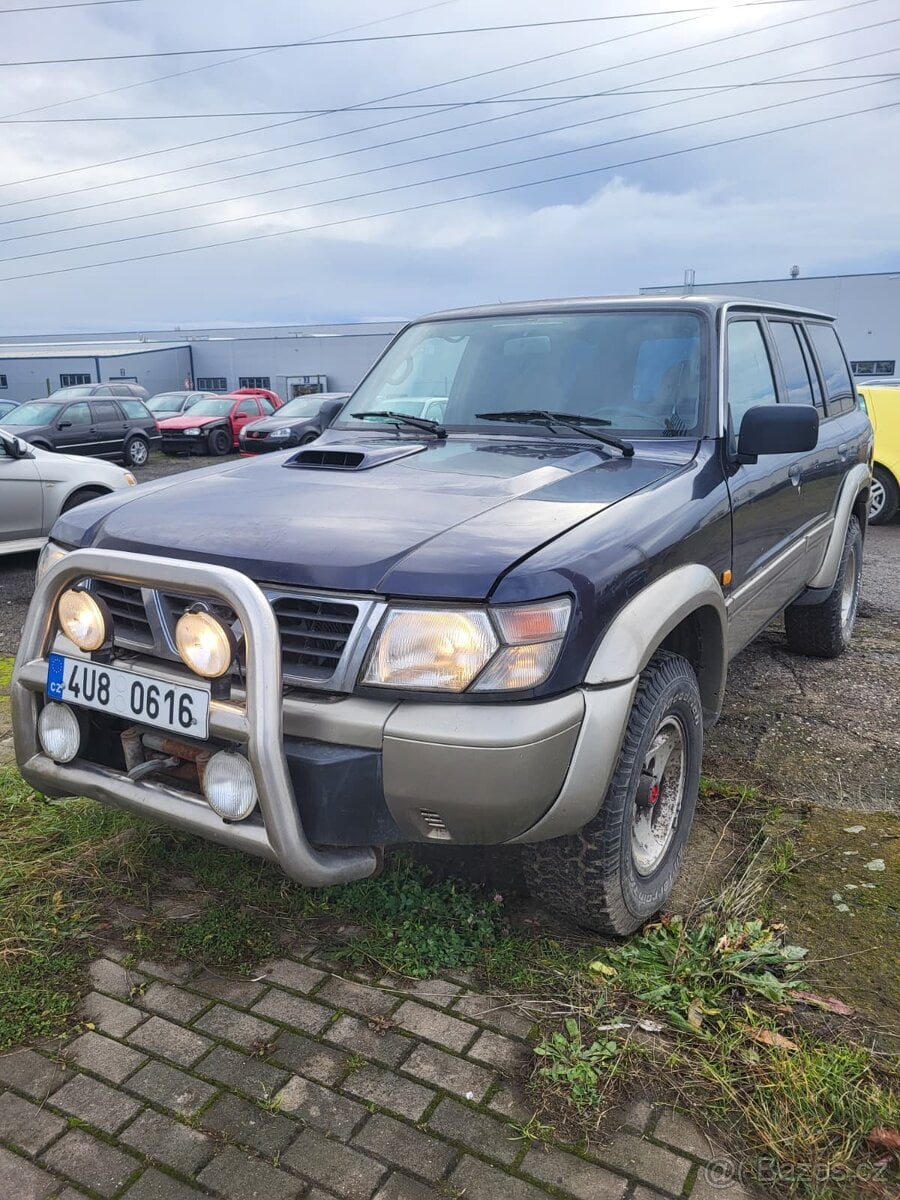 Nissan Patrol TD-6 - naviják