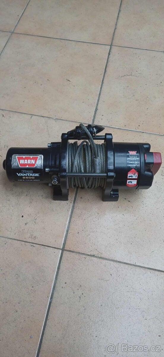 Can Am Naviják Warn 2500Lbs