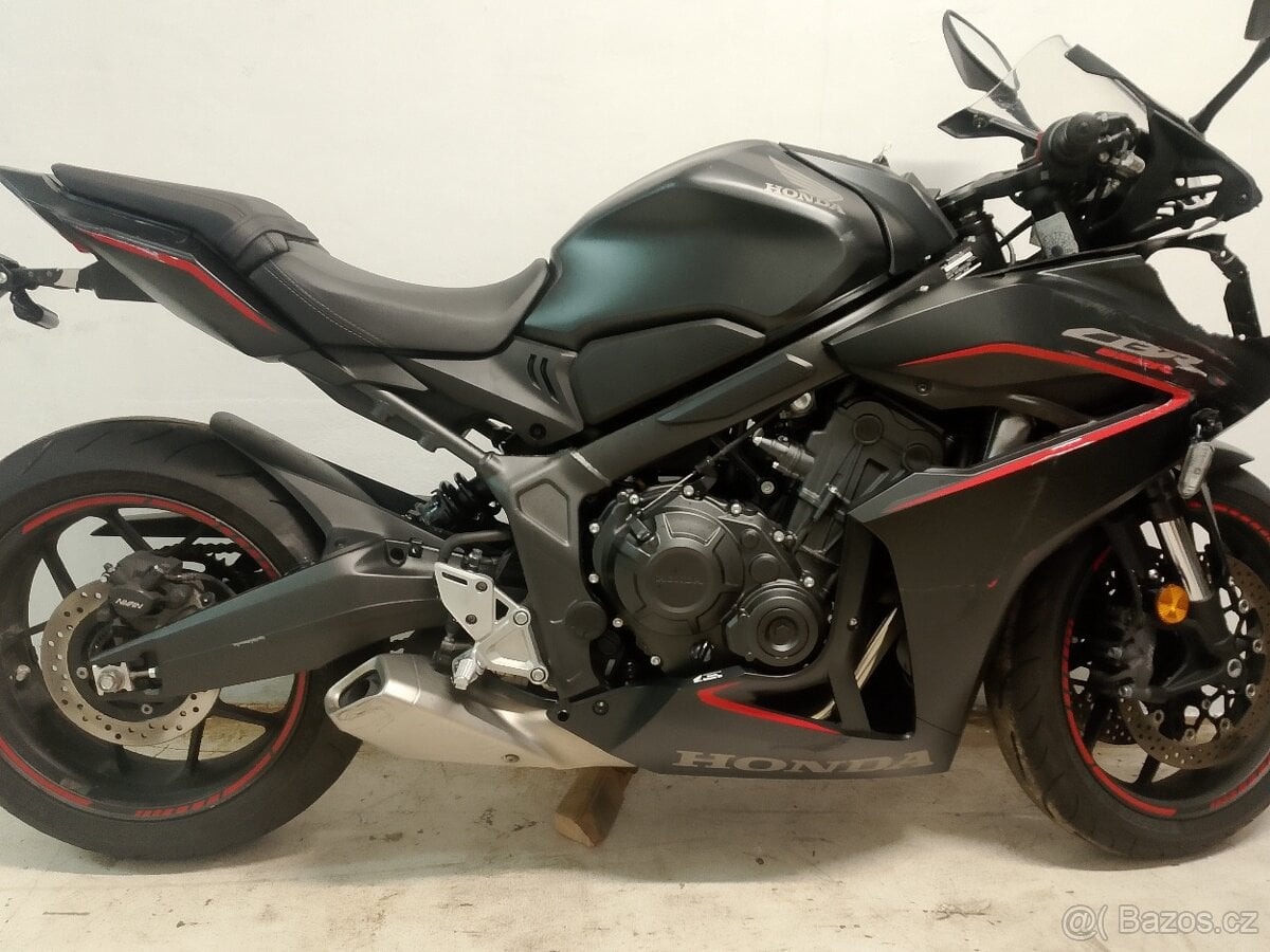 Honda CBR 650 r