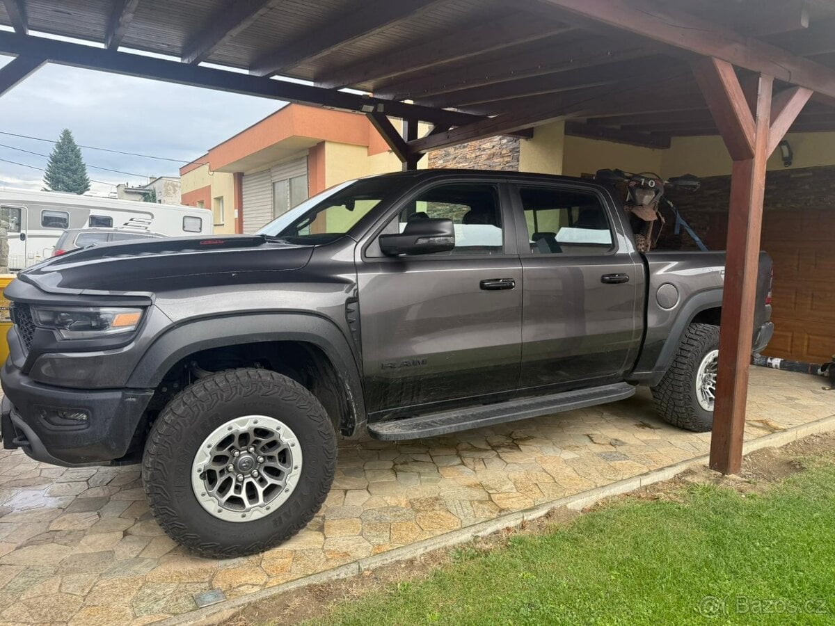 RAM 1500, DODGE RAM TRX 6.2 V8 720PS