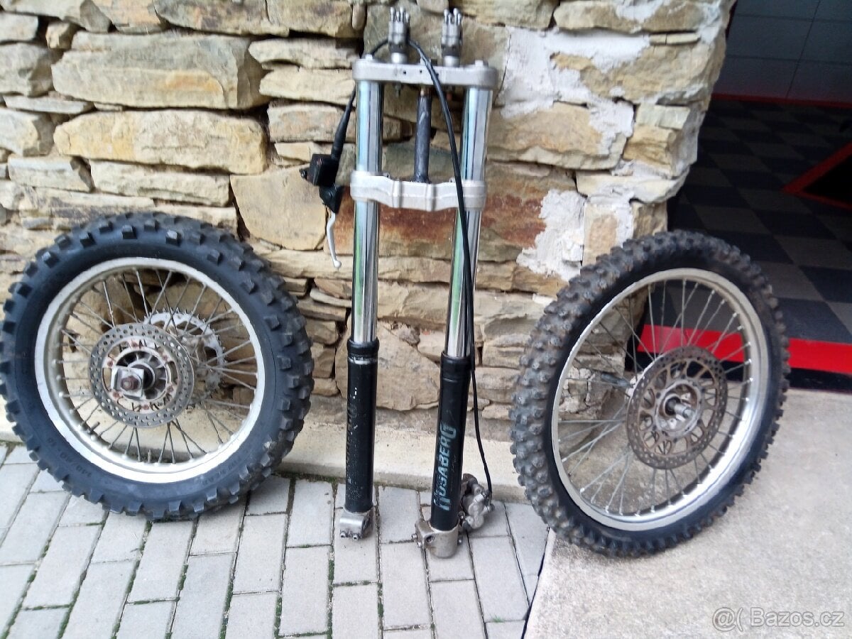 Kola a přední vidlice husaberg