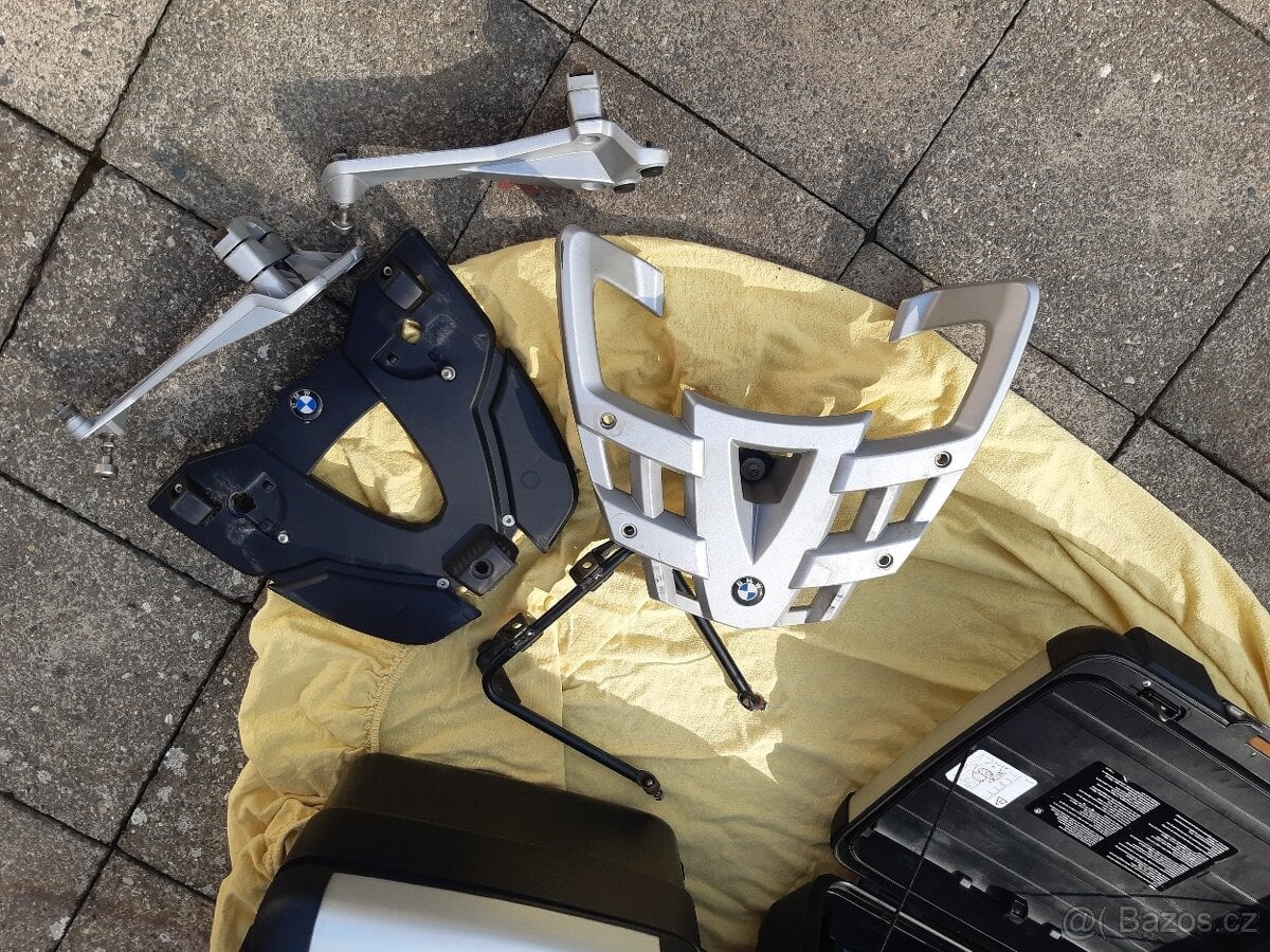 Prodam kufry na BMW 1200 gs