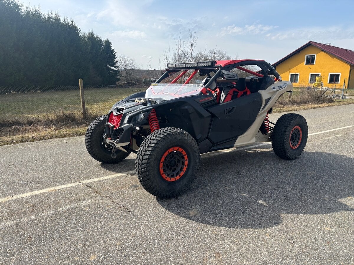 Can-am Maverick XRS Turbo Yoshimura 2000km