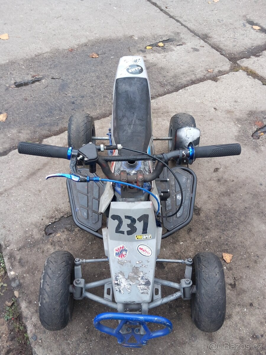 Prodám ďetskou čtyřkolku blata