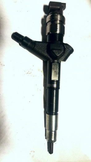 vstřiky,čerpadlo,nissan navara,pathfinder 2,5dci motor PRAHA